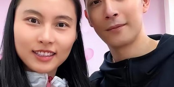 九游体育注册-羽坛女神王仪涵近况：进入大学当老师，嫁给师弟，1米78越来越美