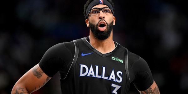 九游体育注册-Stein：消息人士坚称 安东尼·戴维斯愿意在本季剩余时间继续留队