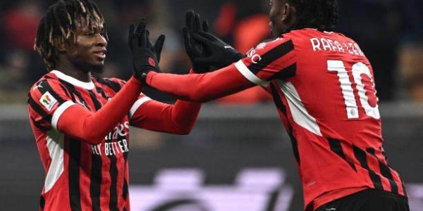 九游体育注册-【现场】冤家局，轮换局，米兰狂胜萨索洛！