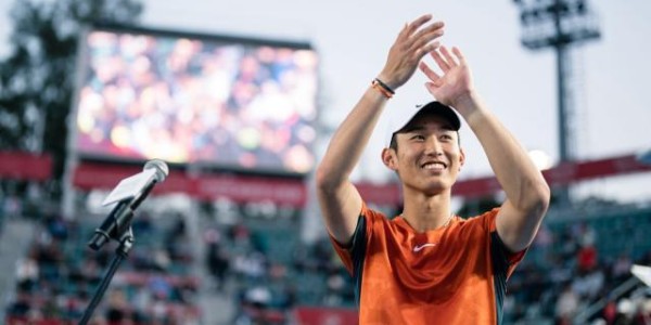 九游体育注册-昨天，商竣程的自我要求是“能不用手机就不用”