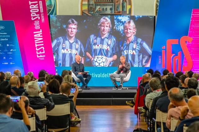 1664001364361099928.jpg 1664001270075.jpg